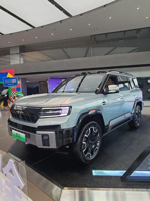 成都成华区弘康迈企业管理咨询比亚迪方程豹硬派越野的爆款，英菲尼迪35周年与你共成长